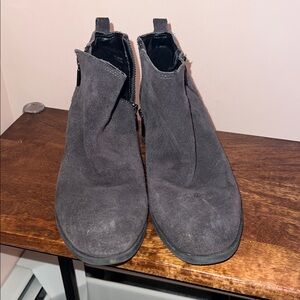 Kenneth Cole Women's Brown Suede Booties